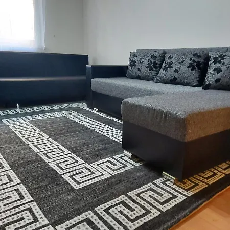 Lara Apartman Debrecen Exterior foto